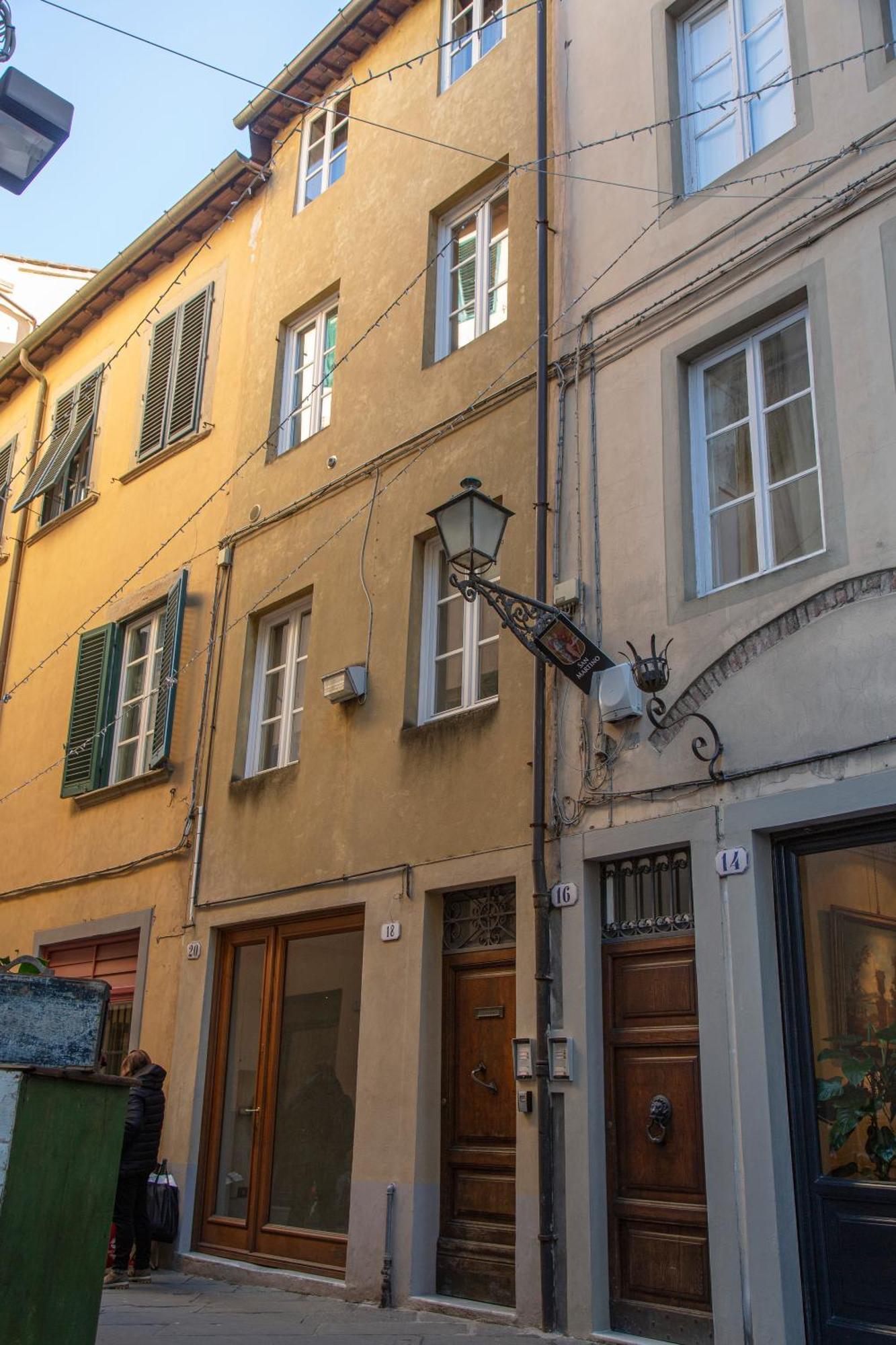 Bilocale Economico, In Pieno Centro A Lucca Διαμέρισμα Εξωτερικό φωτογραφία